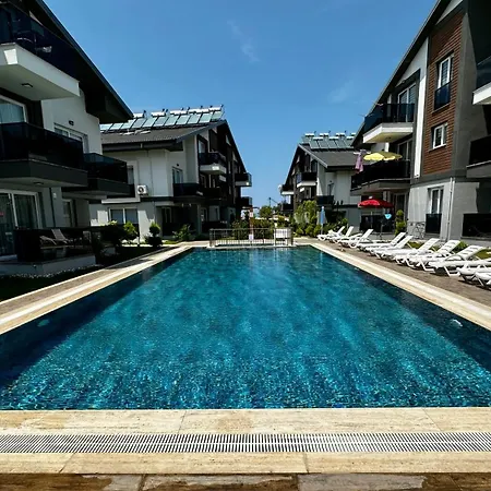 Two Bedrooms With Large Pool Apartamento Fethiye