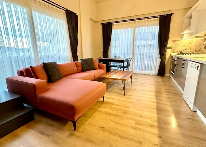 Two Bedrooms With Large Pool Apartamento